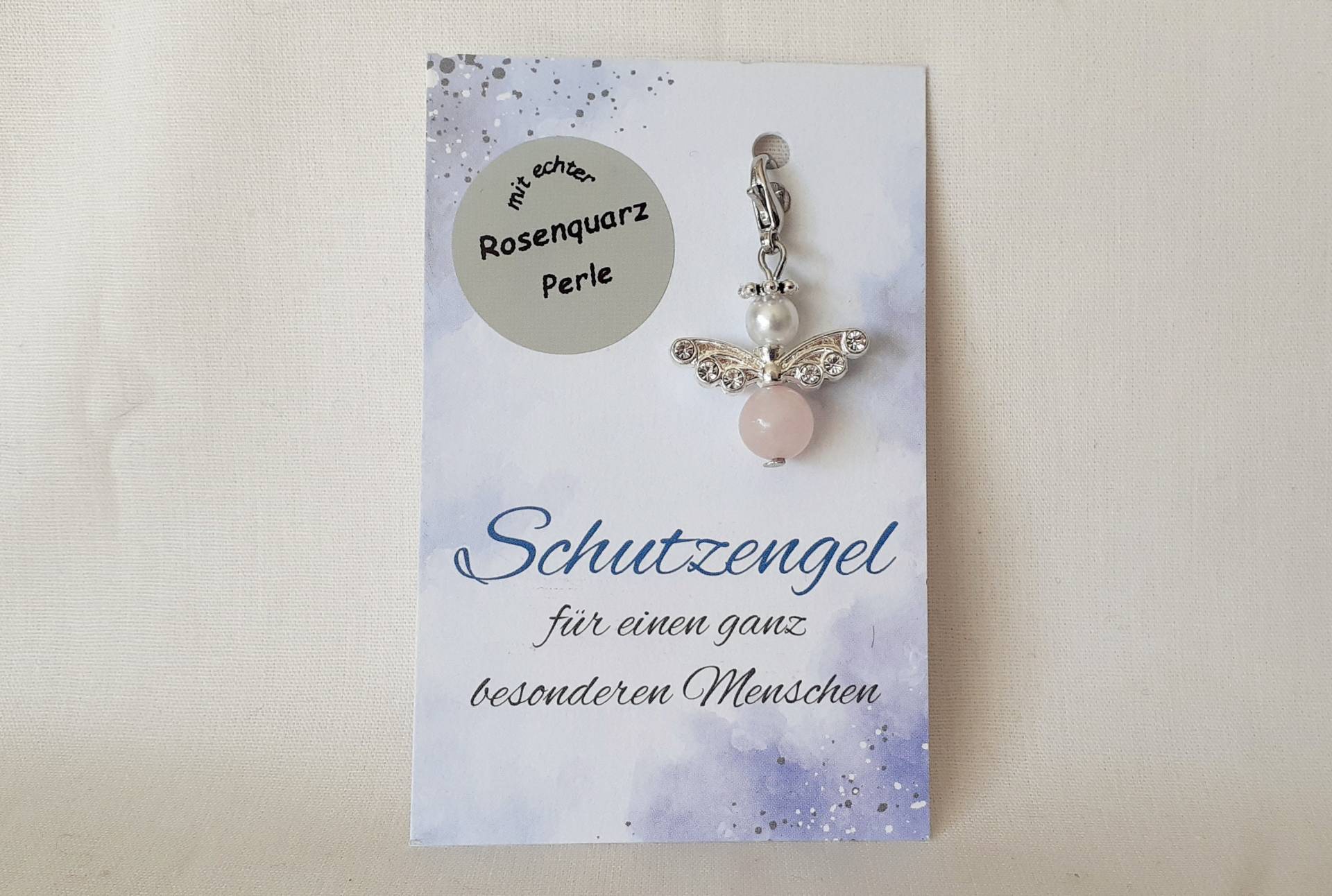 Schutzengel Anhänger, Echte Edelstein Perle, Rosenquarz, Glücksbringer, Engel, Geschenkanhänger, Gastgeschenk, Auf Karte von KatjasRosenwerkstatt