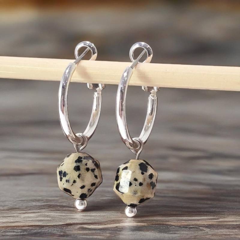 Anti Stress Dalmatiner Jaspis Ohrringe Creolen Silber I Geschenkidee von KatrishaDesigns