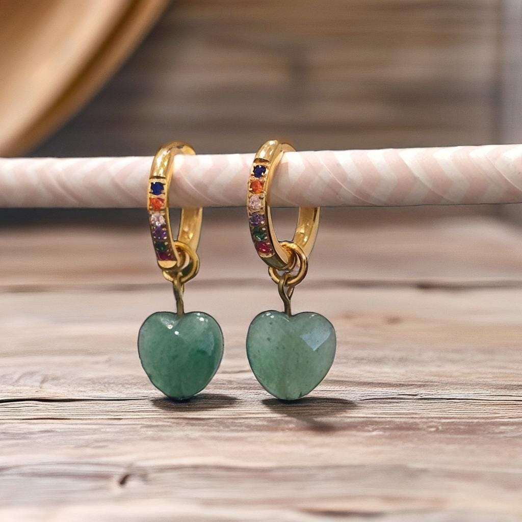 Besondere Hängeohrringe Grün Bunte Creolen Gold Rostfrei I Geschenkidee von KatrishaDesigns