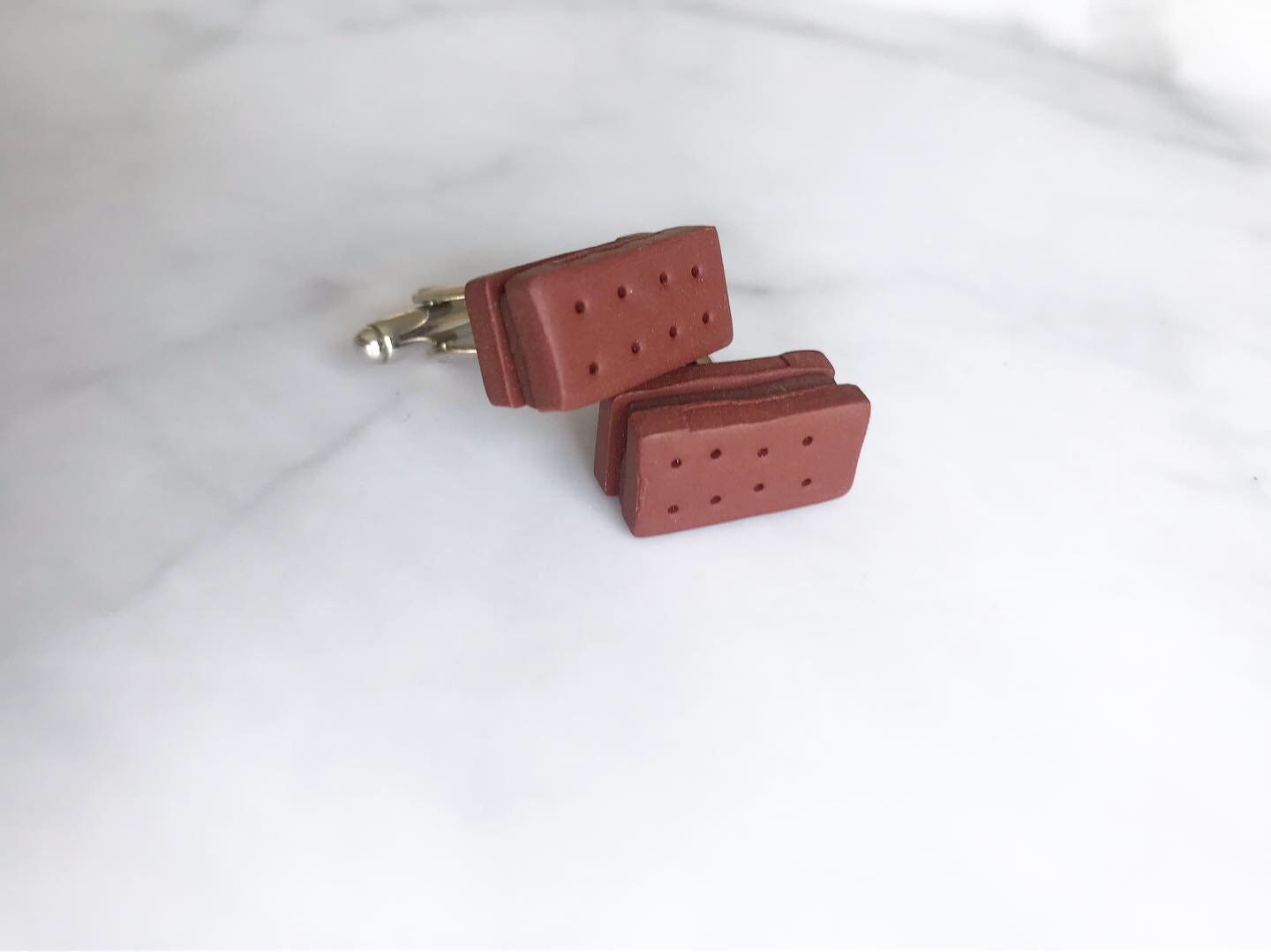 Mini Bourbon Biskuit Manschettenknöpfe von KatsJewellery1