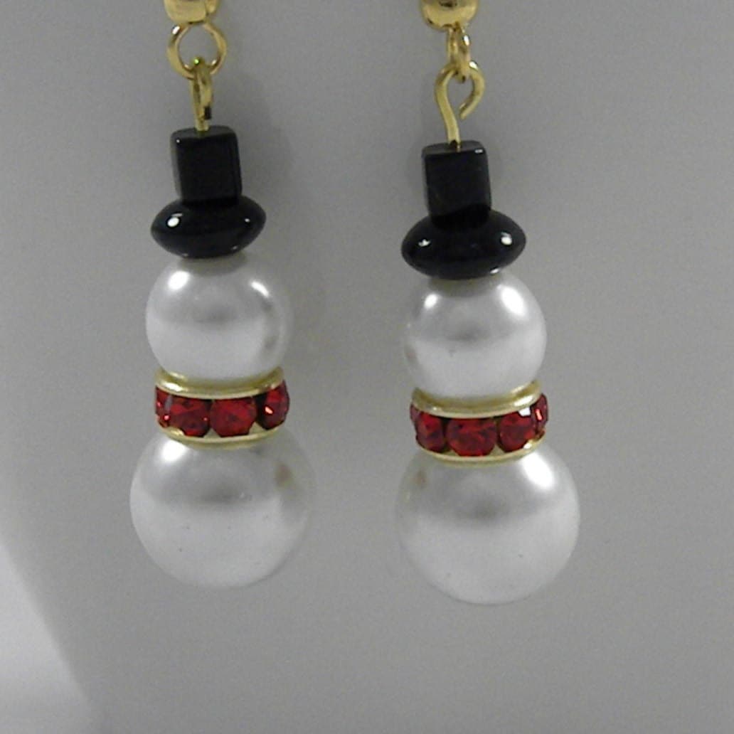 Perle Schneemann Ohrringe Perle Schneemann Ohrringe von KatsOriginalJewelry