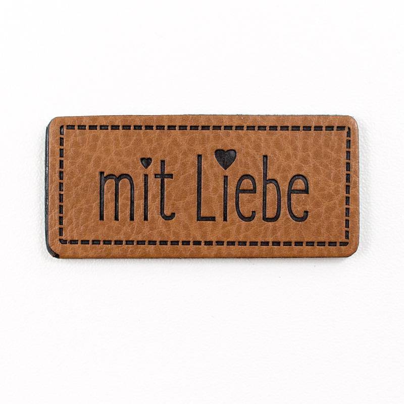 Kunstleder Label - Mit Liebe | 1 Stück, Handmade, Etiketten, Kunstleder-Labels, Kleidungsetiketten von KatschinkaDesign