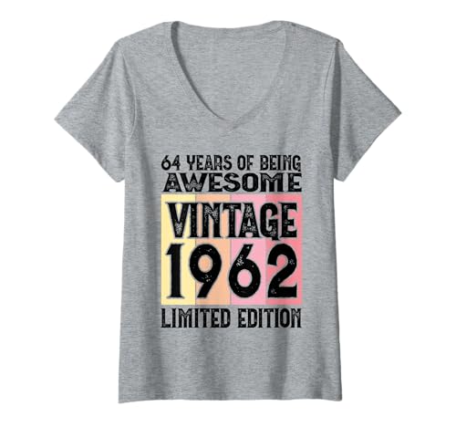 Damen Legendär seit 1962 Limited Edition 64 Geburtstag T-Shirt mit V-Ausschnitt von Kattos - Birthday Vintage Born 1962 Version 2026