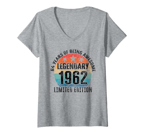 Damen Legendär seit 1962 Limited Edition 64 Geburtstag T-Shirt mit V-Ausschnitt von Kattos - Birthday Vintage Born 1962 Version 2026