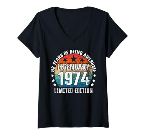 Damen Legendär seit 1974 Limited Edition 52 Geburtstag T-Shirt mit V-Ausschnitt Damen Legendär seit 1974 Limited Edition 52 Geburtstag T-Shirt mit V-Ausschnitt von Kattos - Birthday Vintage Born 1974 Version 2026