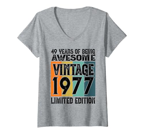 Damen Legendär seit 1977 Limited Edition 49 Geburtstag T-Shirt mit V-Ausschnitt Damen Legendär seit 1977 Limited Edition 49 Geburtstag T-Shirt mit V-Ausschnitt von Kattos - Birthday Vintage Born 1977 Version 2026