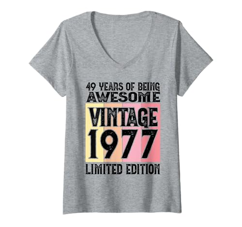 Damen Legendär seit 1977 Limited Edition 49 Geburtstag T-Shirt mit V-Ausschnitt Damen Legendär seit 1977 Limited Edition 49 Geburtstag T-Shirt mit V-Ausschnitt von Kattos - Birthday Vintage Born 1977 Version 2026