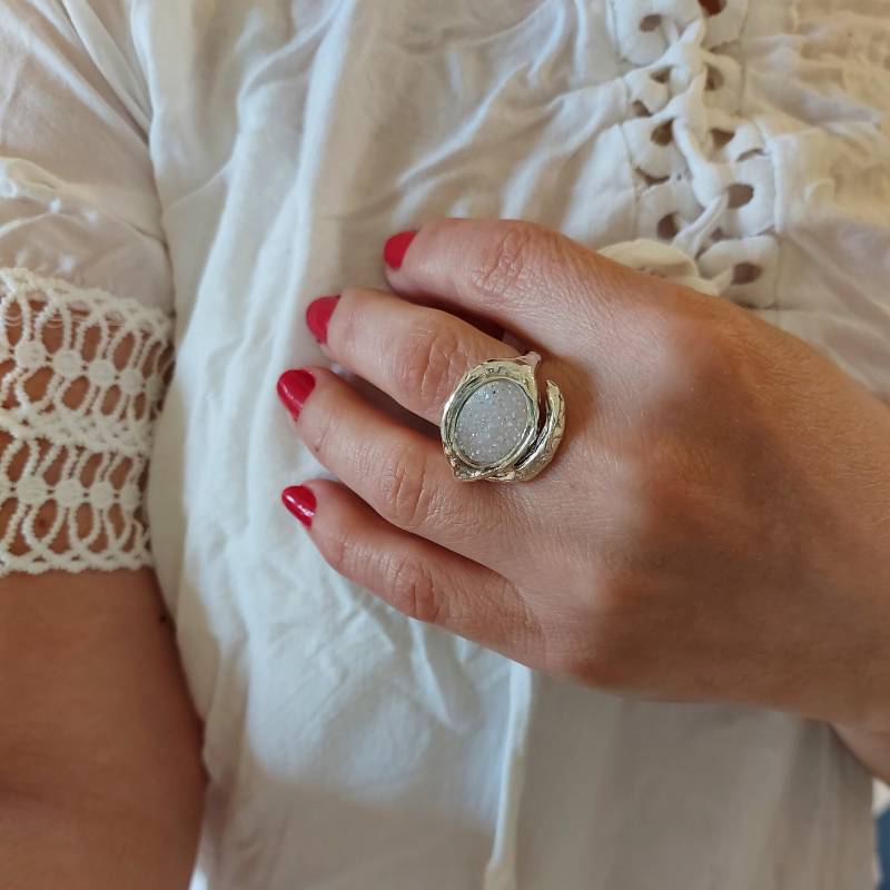 Sterling Silber Regenbogen Druzy Ring Einzigartiger Statement Schmuck von Kattyoosh