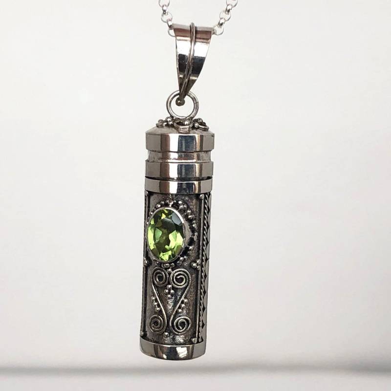 32Mm X 9, 5 Mm Sterling Silber Gebet Rohr Box August Geburtsstein Peridot Anhänger Und Kette Halskette Pr53 von Katybeads