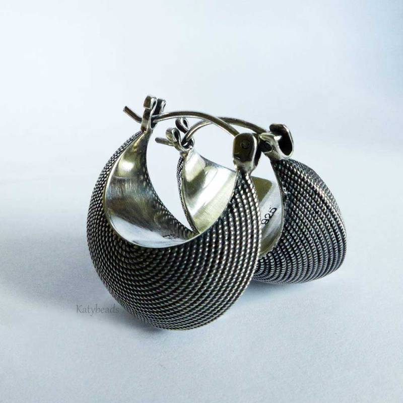 Hobo Ohrringe Halbmondform Oxidierte Patina Bali Sterling Silber Creolen Ae13 von Katybeads