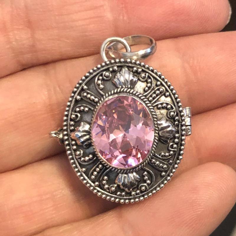 Rosa Zirkon Für Oktober Geburtsstein Oval Drop Medaillon Anhänger Bali Sterling Silber Andenken Kette Halskette Pl33 von Katybeads