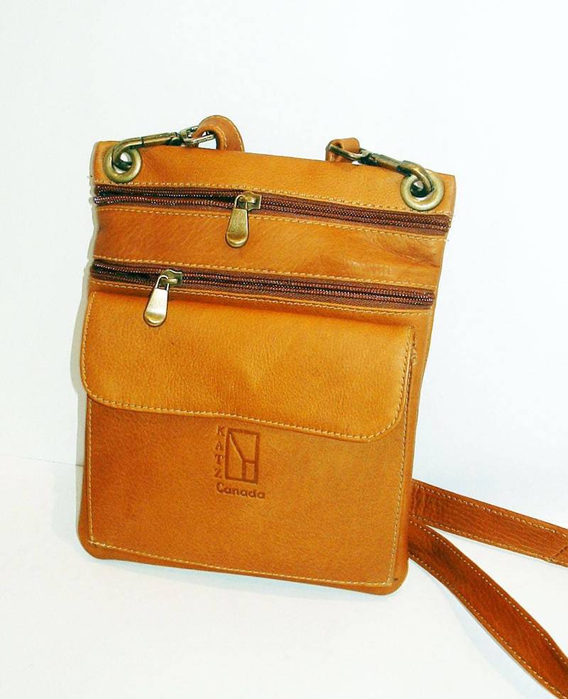 Handgefertigte Umhängetasche Aus Hellbraunem Leder Kleine von KatzLeather