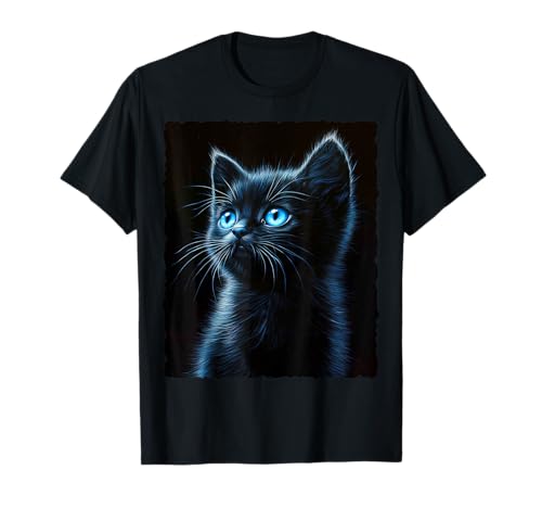 Süße schwarze Baby Katze mit blauen Augen T-Shirt von Katzenliebhaber Fantasy Katzen Design