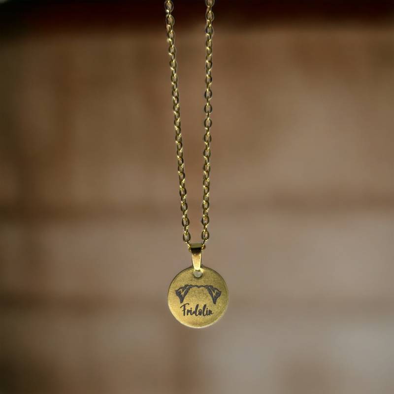Personalisierte Kette, Mit Hundeohren Und Name Personalisierte Kette, Mit Hundeohren Und Name von Kaviarnase