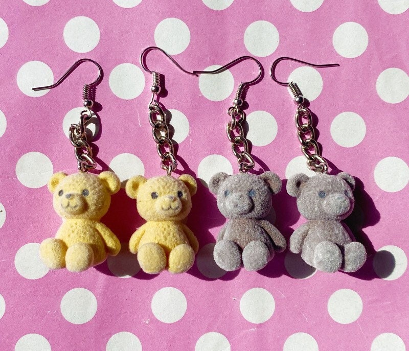 Letztes Paar Süße Flauschige Bär Ohrringe in Hellbraun Oder Grau Als Ohrstecker Clip Letztes Paar Süße Flauschige Bär Ohrringe in Hellbraun Oder Grau Als Ohrstecker Clip von KawaiiKave