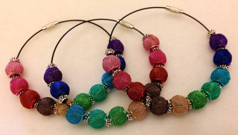 Regenbogen-Armreifen Regenbogen-Armreifen von KawaiiSakuraDesigns