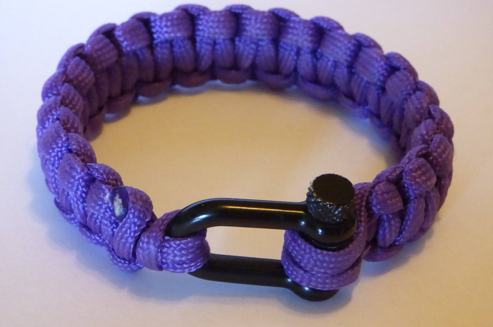 Boho Hippie Armband Aus Paracord Mit Schraubverschluss Schwarz - Geschenkidee von KaySueGems
