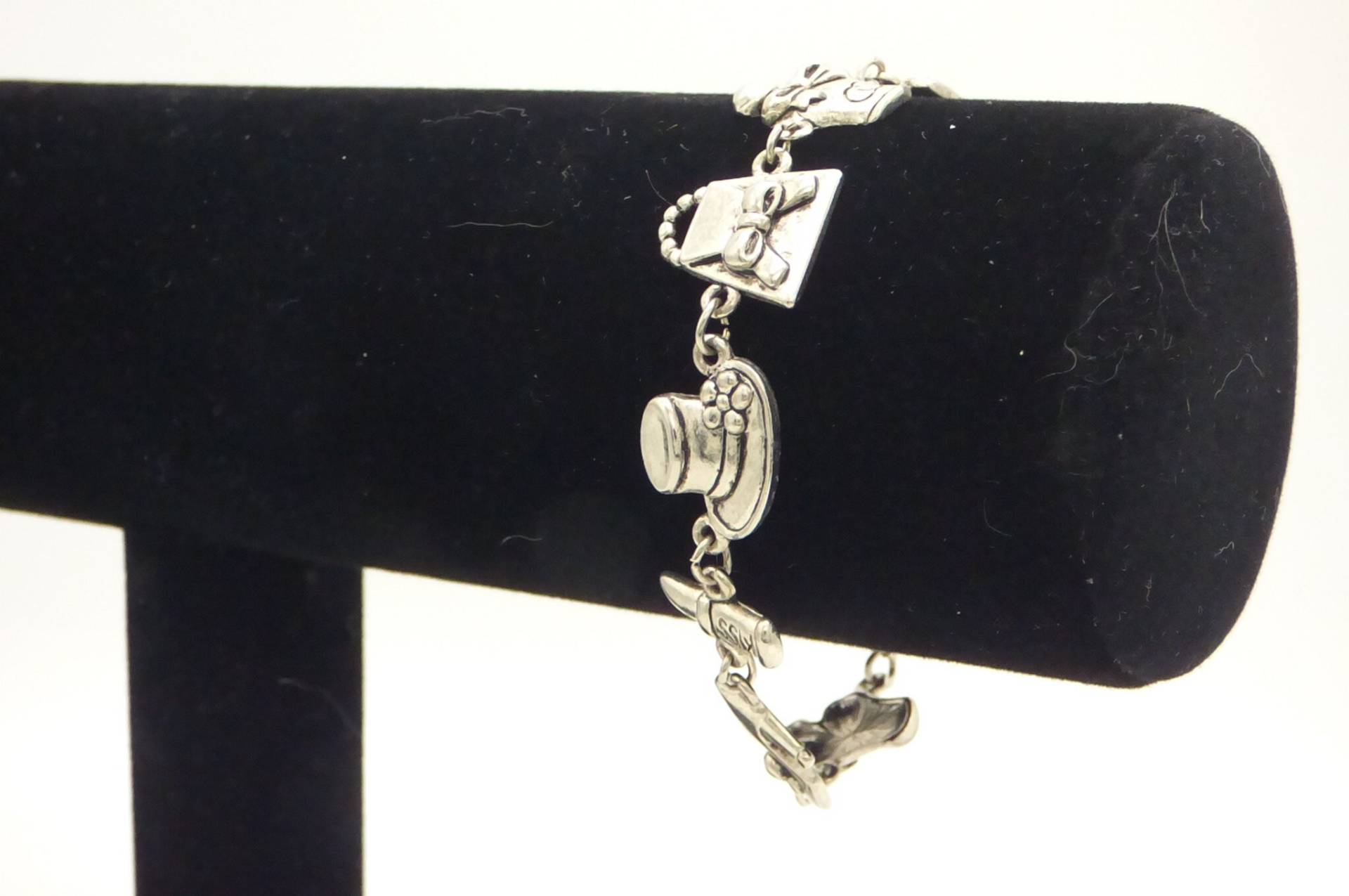 Vintage Verknüpfte Armband, Hut, Lippenstift, Schuh, Handtasche Charms, Geschenkidee von KaySueGems