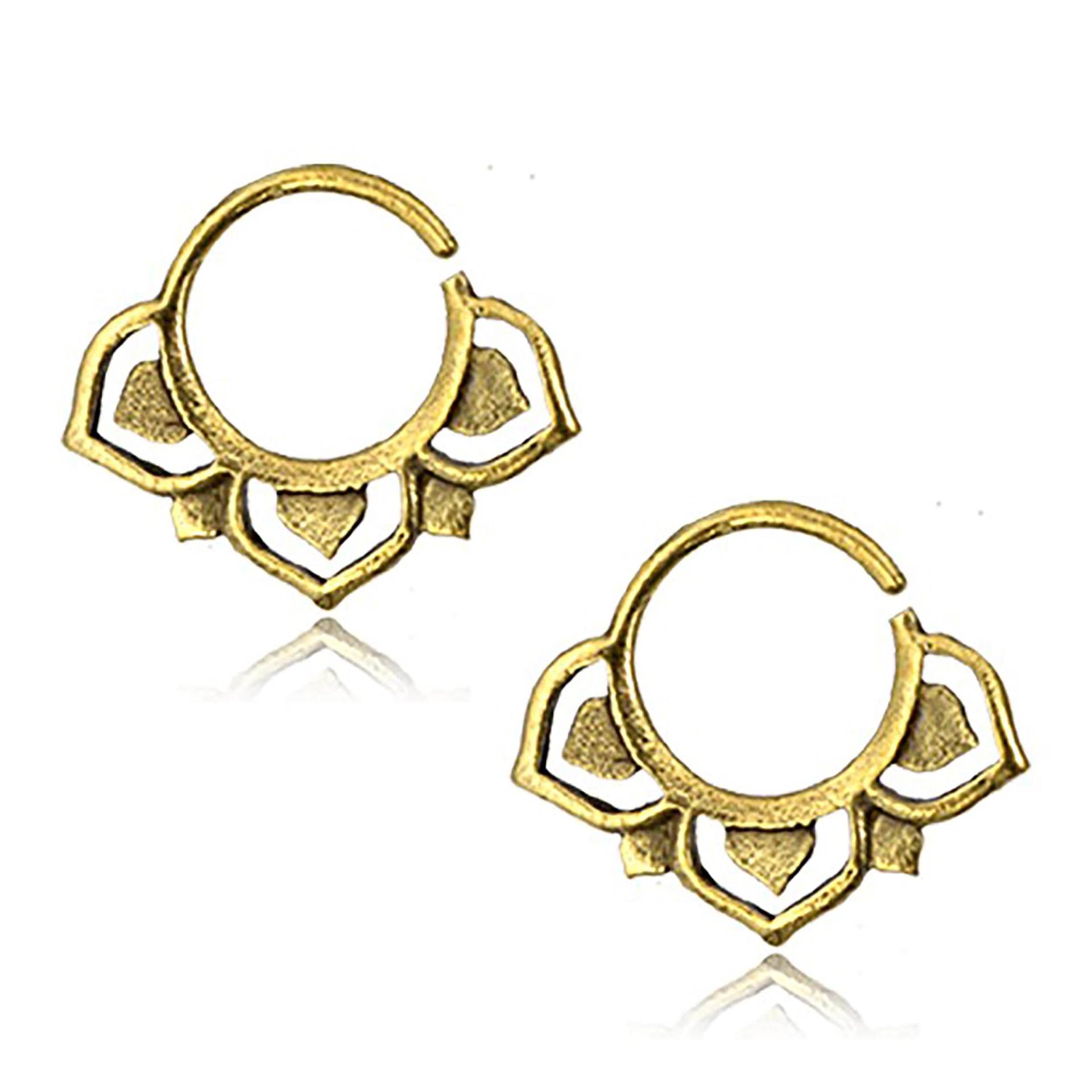 Lotusblumen-Mandala-Septum - Goldenes Nasenpiercing 8 Mm Ring Lotusblumen-Mandala-Septum - Goldenes Nasenpiercing 8 Mm Ring von KayaMovement