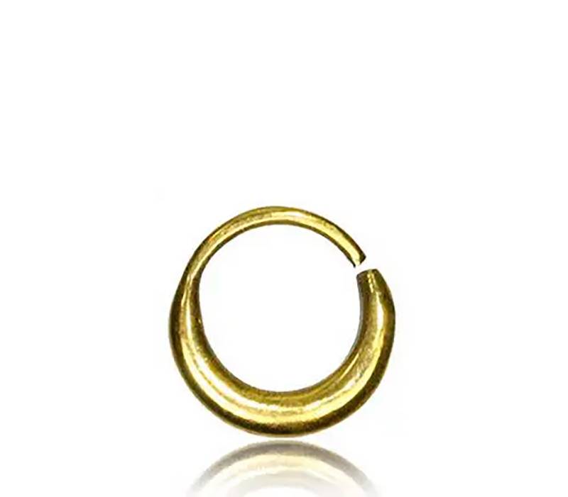 Schlichtes Septum Aus Massivem Gold, Dezentes Nasenring-Piercing, Helix-Piercing, Septum, Silber-Septum-Piercing, Ohrpiercing, Daith-Piercing Schlichtes Septum Aus Massivem Gold, Dezentes Nasenring-Piercing, Helix-Piercing, Septum, Silber-Septum-Piercing, Ohrpiercing, Daith-Piercing von KayaMovement