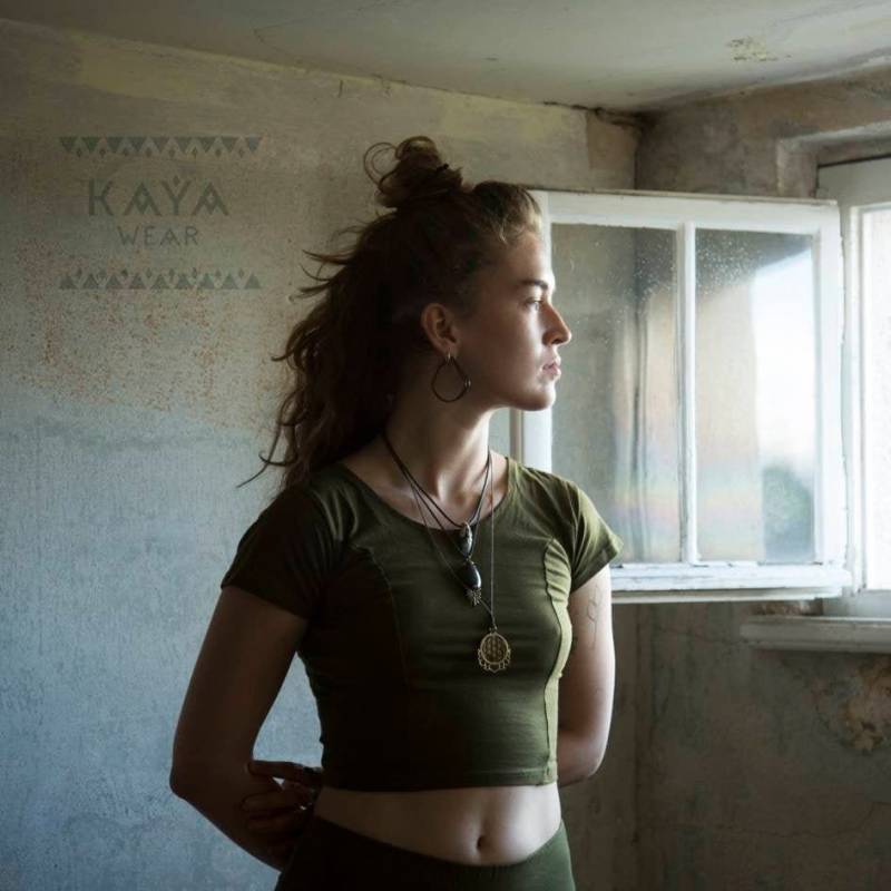 Crop T-Shirt | Grün Schwarz Braun von KayaWearOnline