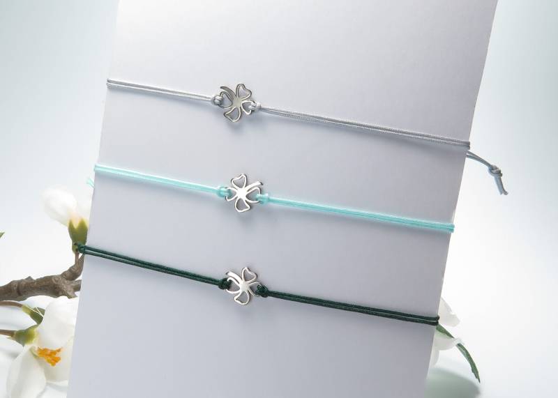 Kleeblatt Farbwahl Glücksbringer Freundschaftsband Armband Kleeblatt Farbwahl Glücksbringer Freundschaftsband Armband von KayleighUndSorrow