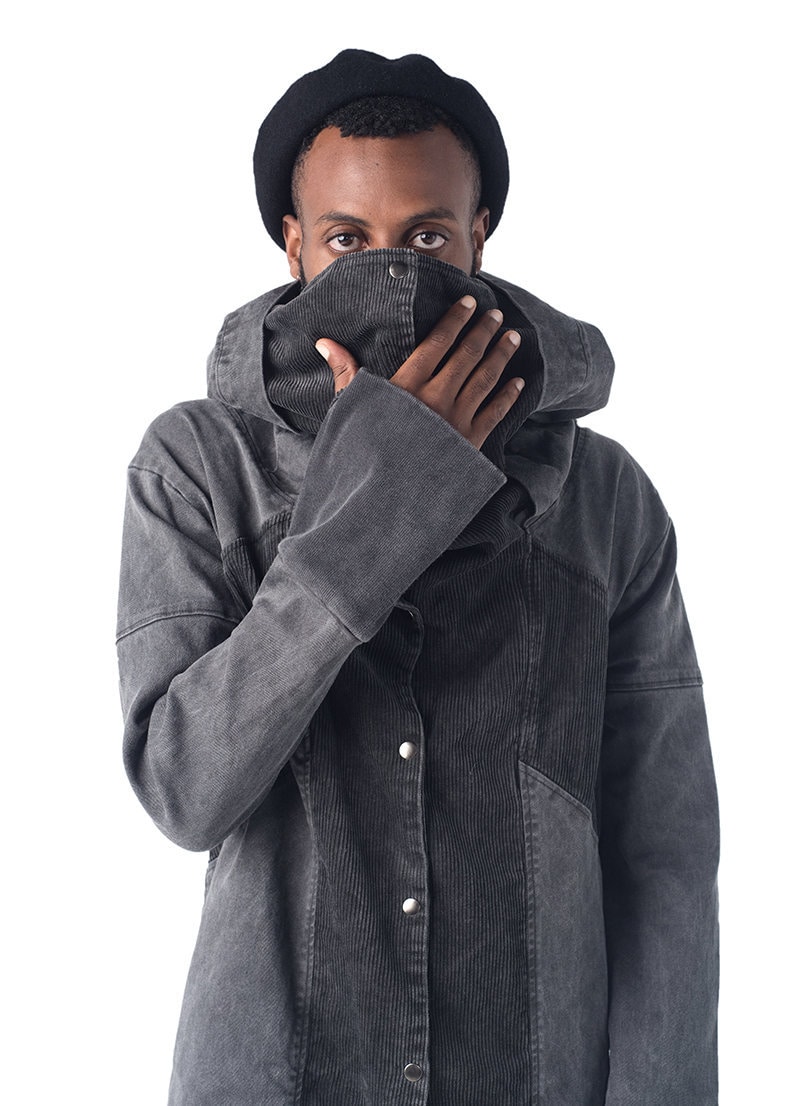 Langer Cordmantel Mit Kapuze Für Herren, Stonewashed Twill von KayoAnimeClothing