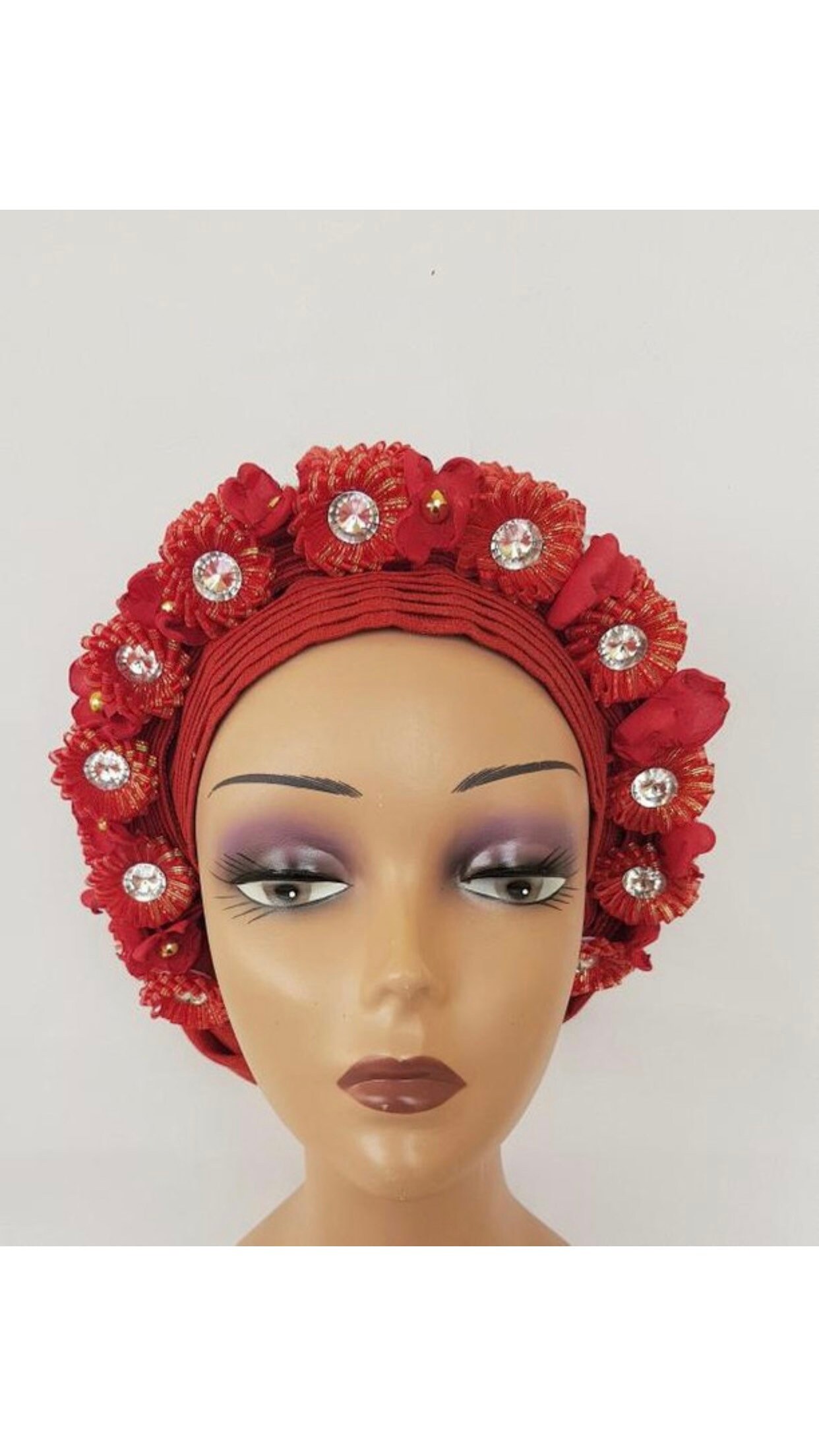 Gebundene Rot Perlen, Applikationen Mit Strass Autogele Aso-Oke von KaysLuxeFabrics