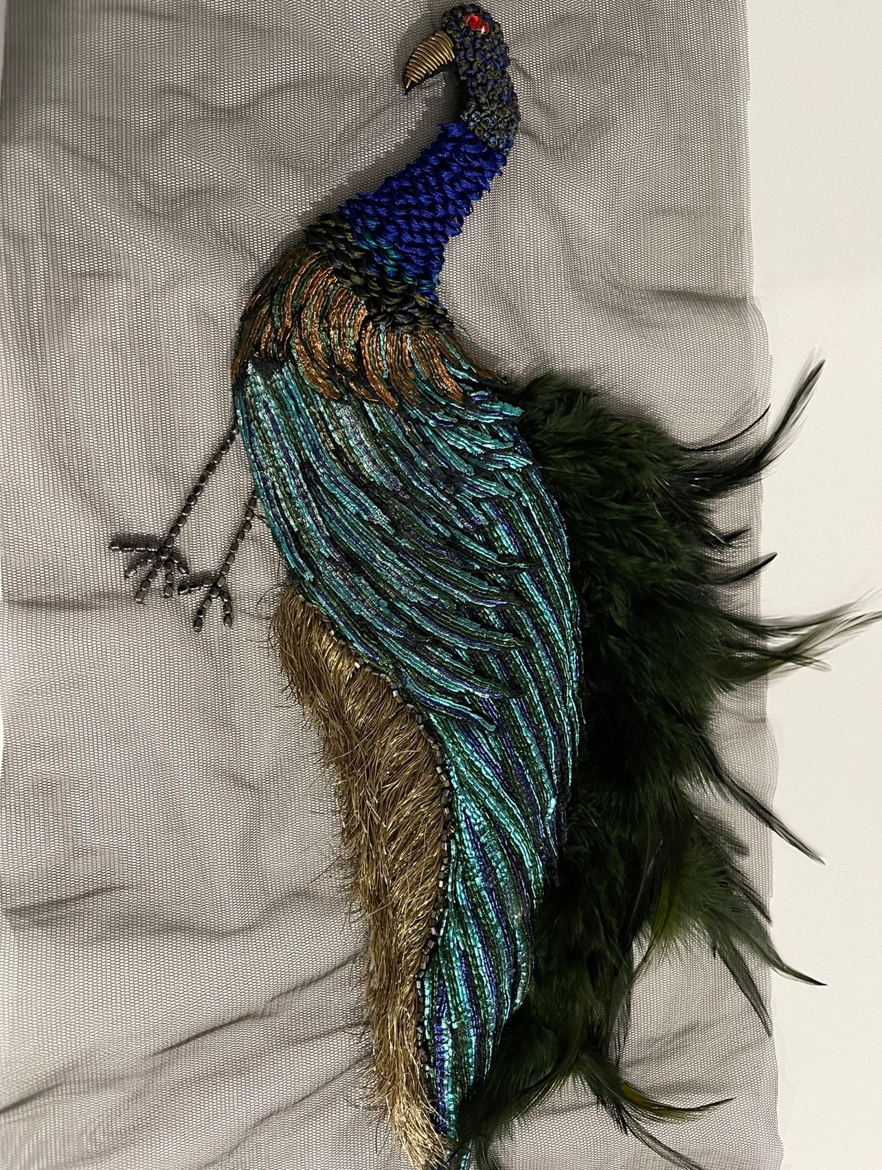 Handgefertigte Perlen Pfau Motiv Verschönerung von KaysLuxeFabrics