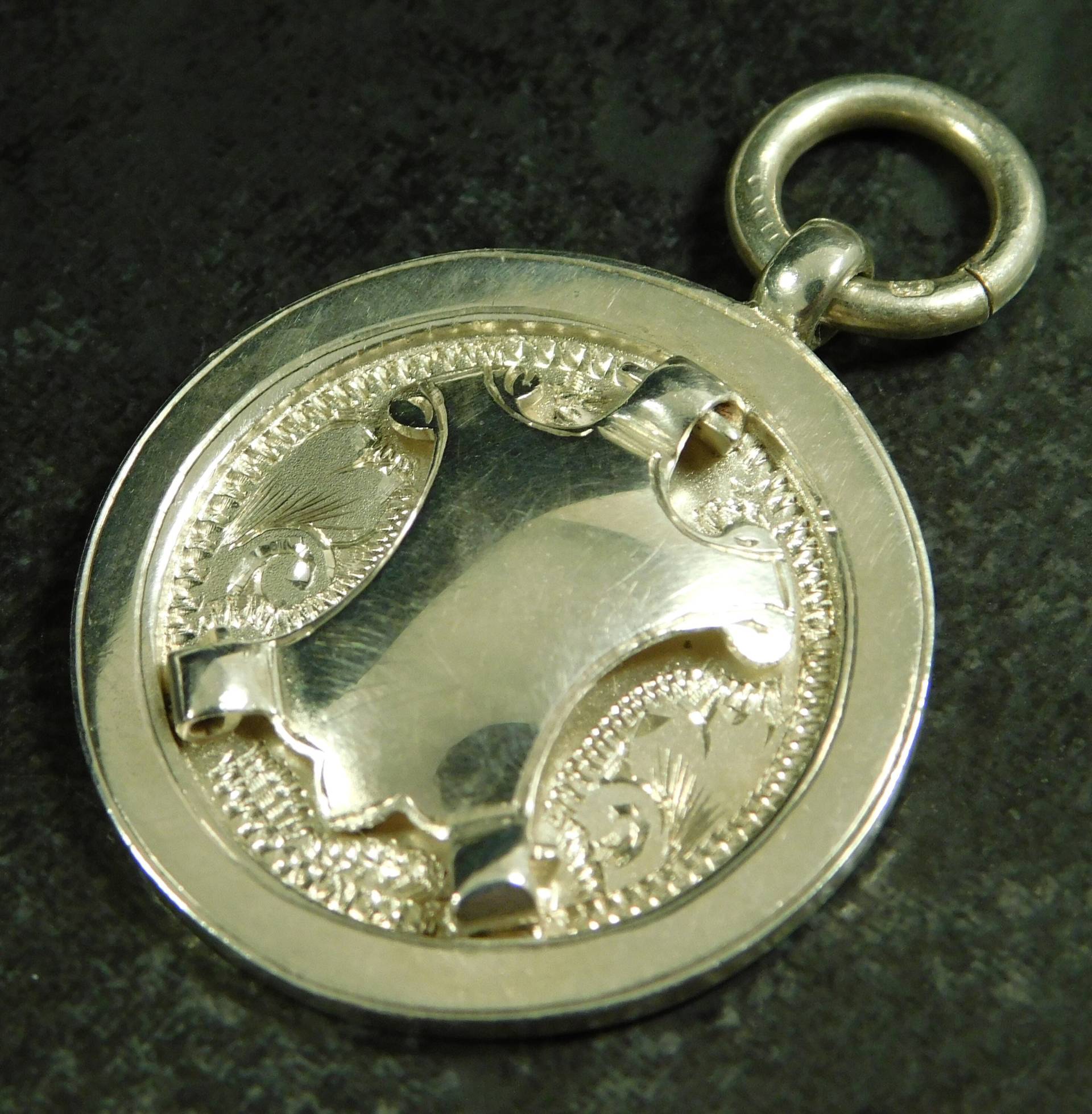 Antike Massive Silber Taschenuhr Oder Medaille 1924 Mit Punze Und Gravur | 16768 Antike Massive Silber Taschenuhr Oder Medaille 1924 Mit Punze Und Gravur | 16768 von Kazeran