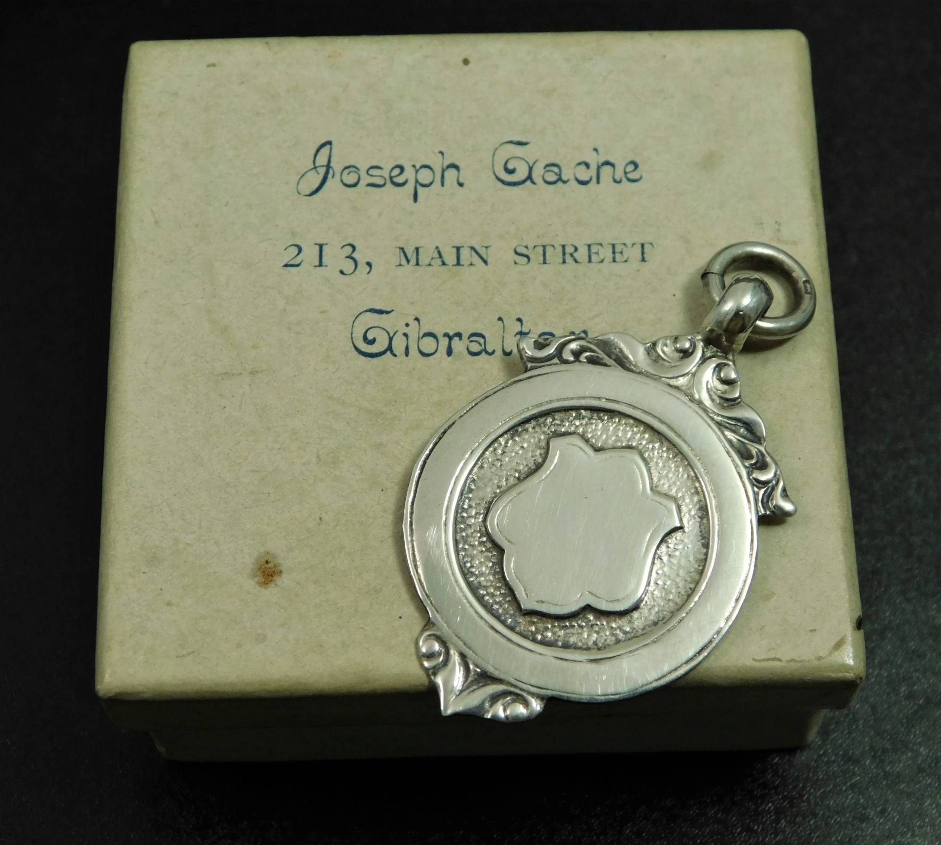 Vintage Massiv Sterling Silber Medaille Oder Uhrenanhänger Water Polo Gibraltar 1931 & Box | 14360 Vintage Massiv Sterling Silber Medaille Oder Uhrenanhänger Water Polo Gibraltar 1931 & Box | 14360 von Kazeran