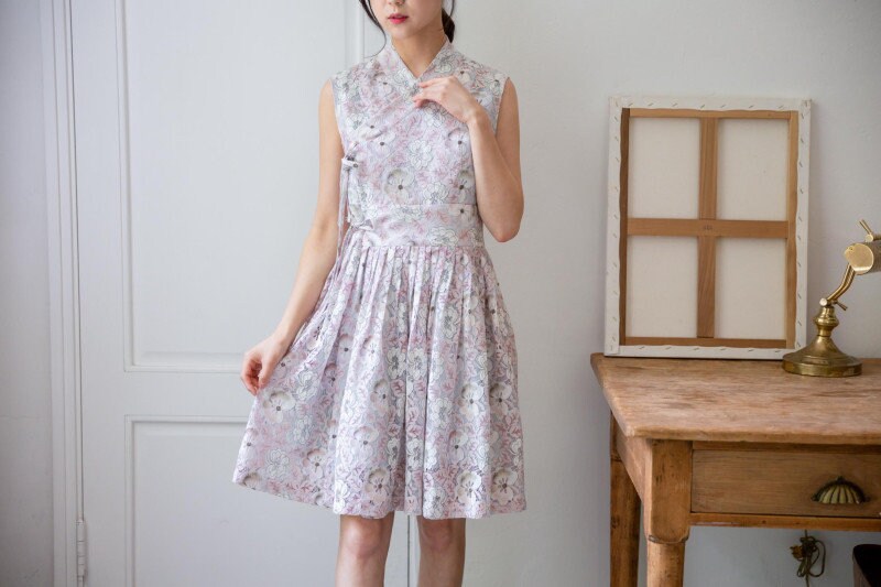 Handgemachtes Modernes Hanbok Midi Kleid Für Frauen | Korean Style Ärmelloser Rock | Dr00029 von KblyHanbokDress