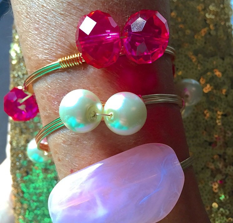 Achat, Kristall & Perle Spielerei Armreif Draht Gewickelt Armband Achat, Kristall & Perle Spielerei Armreif Draht Gewickelt Armband von KealohiCreations
