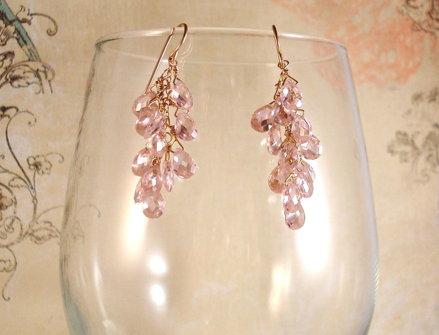 Cz Pink Briolette Und Gold Filled, Rose Gold Filled Oder Argentium Sterling Silber Ohrringe - "Pink Bubbly" Made To Order." von KeeDesigns