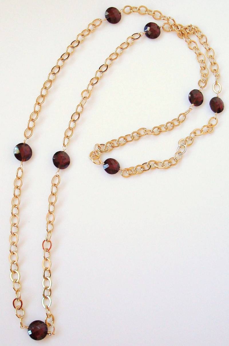 Granat Edelstein Münze Station Und Gold Slip-On 32 "Halskette von KeeDesigns