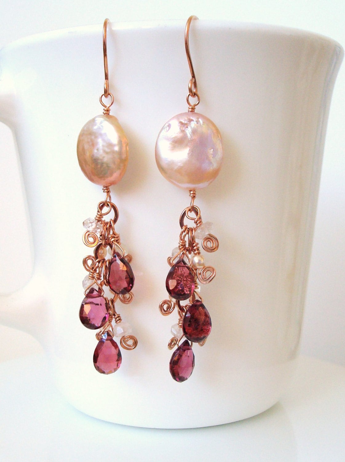 Rosegold Rhodolith Granat Morganit Peachy Pink Münze Perle Baumelt - Made To Order von KeeDesigns