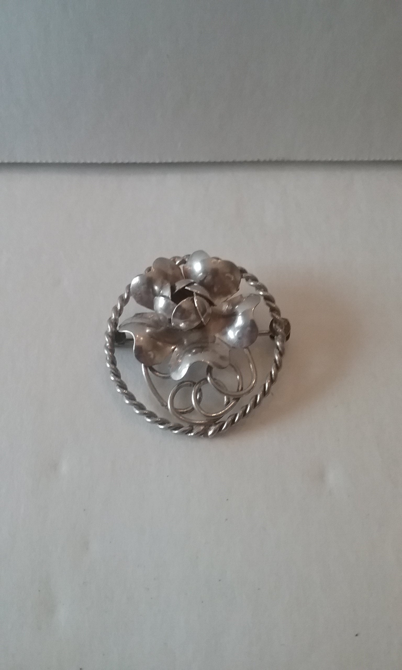 Blume Sterling Silber Brosche Blume Sterling Silber Brosche von KeepersFindersFinds
