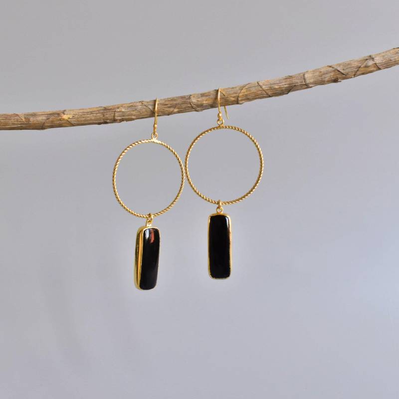 Echte Schwarze Onyx Hoop Mit Langen Baumeln, 14K Gold Ohrringe, Einzigartiger Rechteckiger Schwarzer Edelstein Boho Statement Schmuck Für Frauen von KeetaLuxury