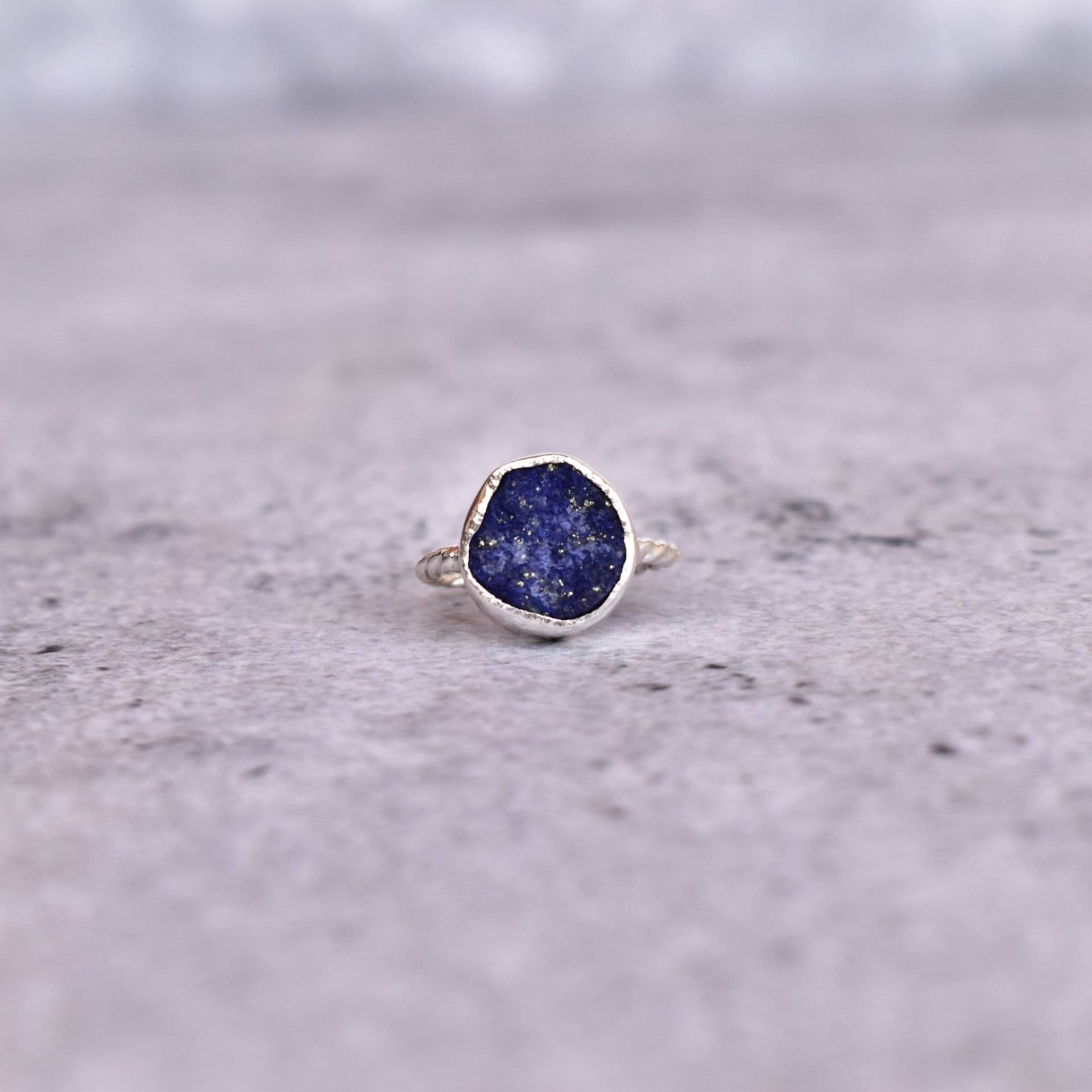 Echter Lapislazuli Ring Lapis Lazuli Handgemachter Sterling Silber Ring Für Frauen Brautjungfer Schmuck Geschenkidee von KeetaLuxury
