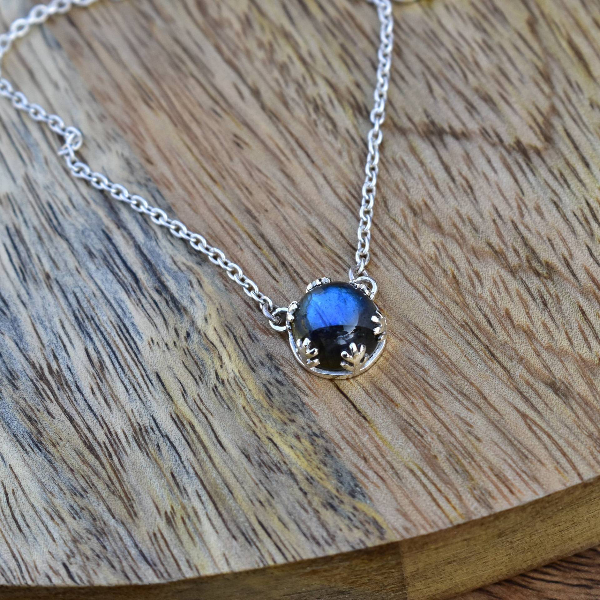 Labradorit Silber Halskette, Anhänger, Schmuck, Zarte Boho Blau Halskette von KeetaLuxury