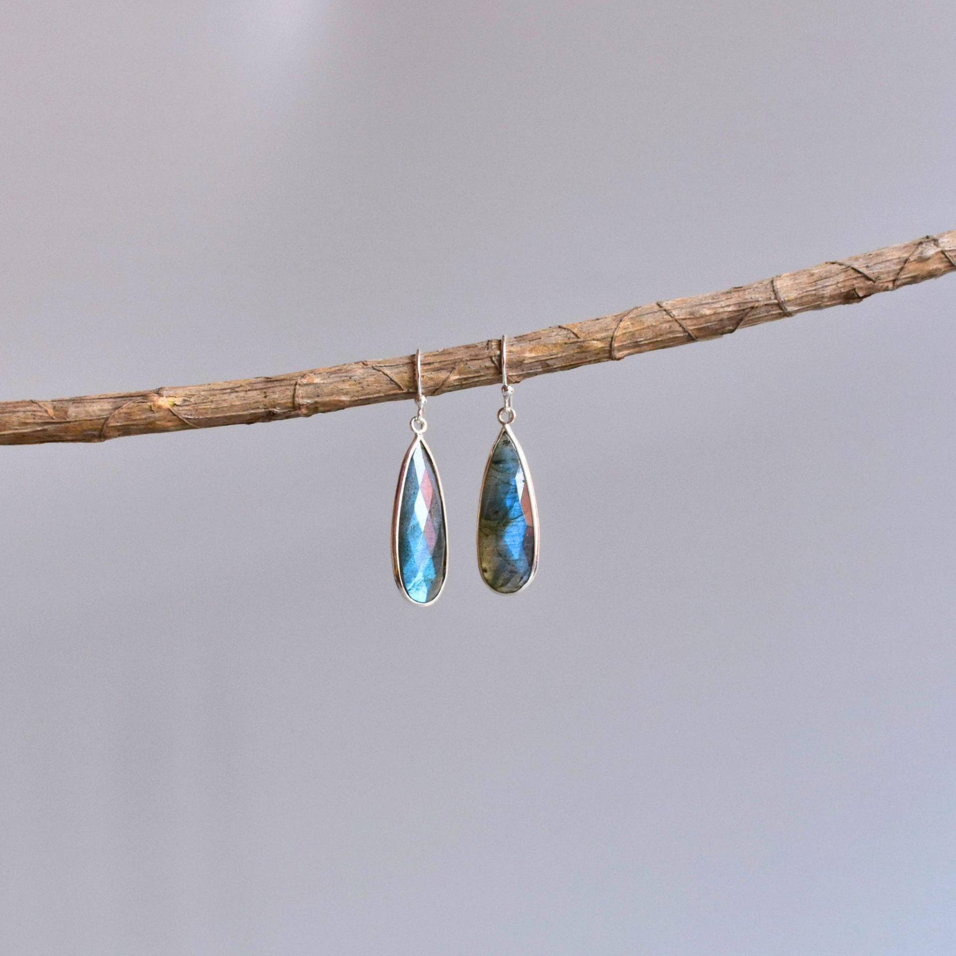 Natürliche Labradorit Tropfen Baumeln, Sterling Silber Lange Ohrringe, Kristalle Boho Einfachen Schmuck Für Frauen, Einzigartige Niedliche von KeetaLuxury
