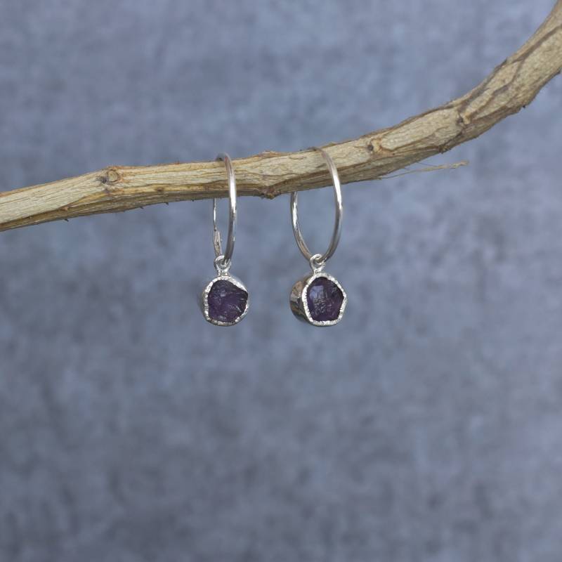 Natürliche Rohe Amethyst Ohrringe Rohe Edelsteine Für Frauen Sterling Silber Handgemachte Creolen Heilsteine Boho von KeetaLuxury