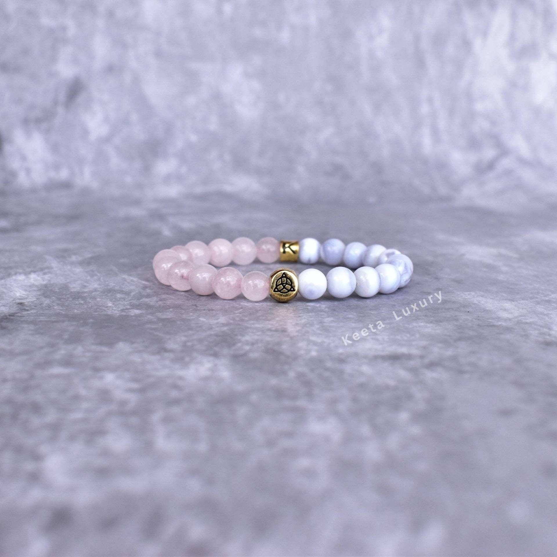 Natürliche Rosenquarz & Blauer Spitze Achat Perlen Armbänder, Dreifaltigkeits-Knoten Schutz Charme Armband, Handgemachte Dehnbare Einzigartige von KeetaLuxury