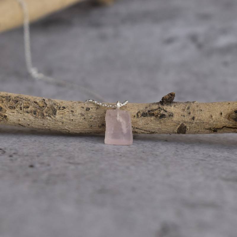 Rosenquarz Anhänger, Kristall, Geschenk Für Sie, Anhänger von KeetaLuxury