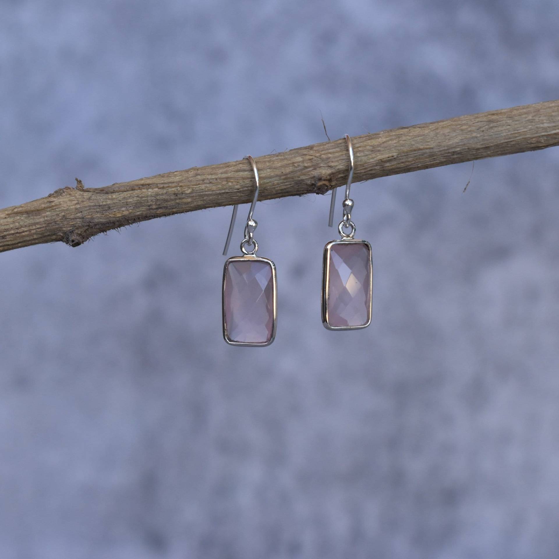 Rosenquarz Ohrringe Natürliche Rechteckige Rosa Quarz Liebe Heilende Kristall Brautjungfer Geschenk Für Sie von KeetaLuxury