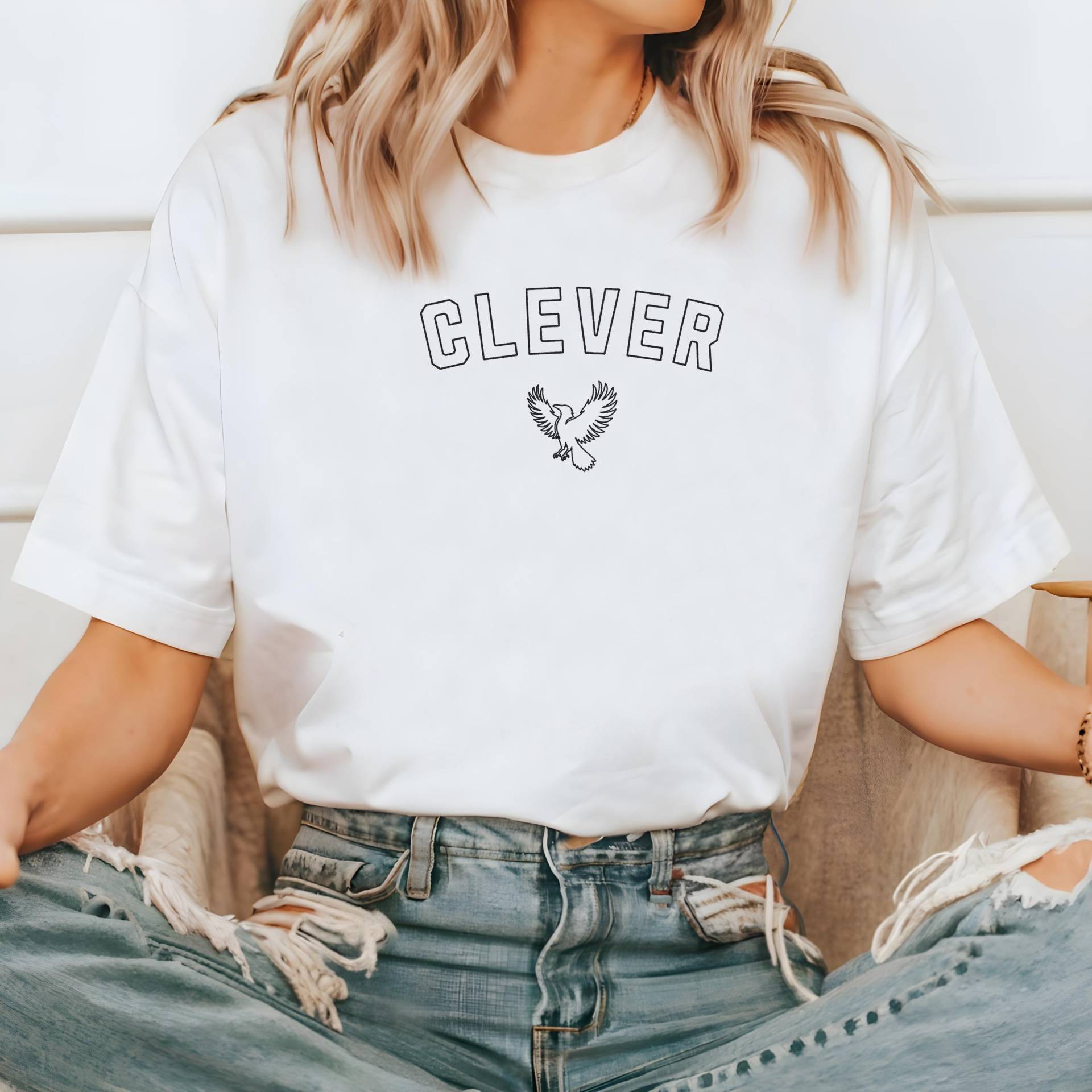 Rabe T-Shirt, Clever, Potter-Fan-T-Shirt, Fandom, Potterhead-Geschenk, Zauberwelt-Shirt, Buchliebhaber-Geschenk von Kegelhut