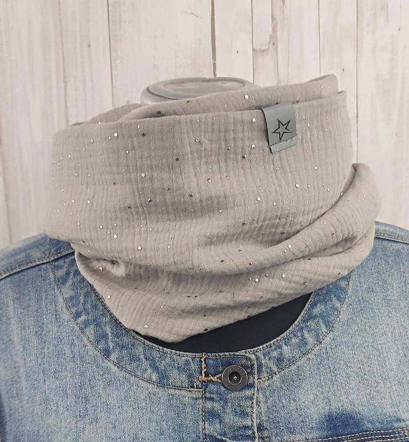 Loop Musselin Damen, Loopschal in Sand Mit Goldenen Punkten von Kekero