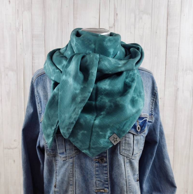 Tuch Dreieckstuch Musselin Damen, Schal Batik Petrol Grün, Xxl Aus Baumwolle, Mamatuch von Kekero