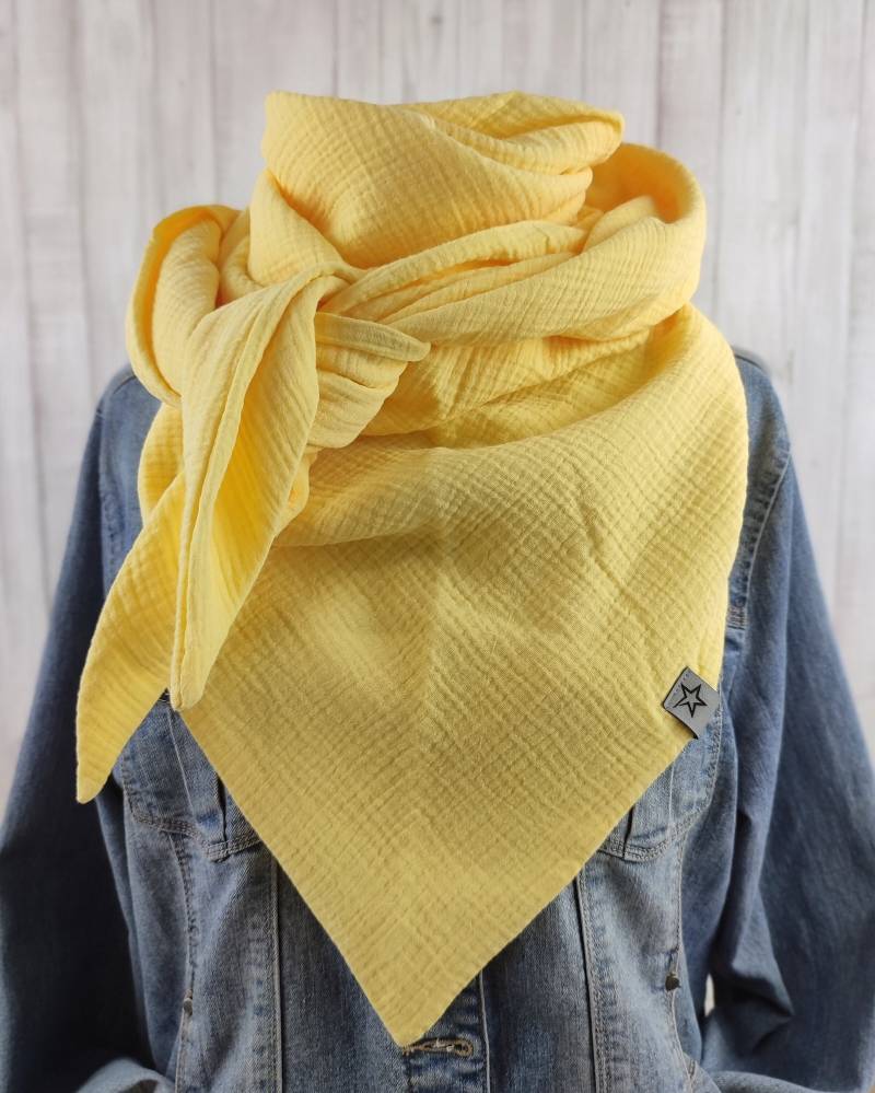 Tuch Dreieckstuch Musselin Damen, Schal Buttergelb, Xxl Aus Baumwolle, Mamatuch von Kekero
