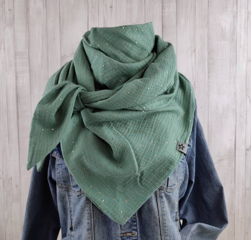 Tuch Dreieckstuch Musselin Salbei Mit Tupfen in Gold, Schal Für Damen, Xxl Aus Baumwolle, Mamatuch von Kekero